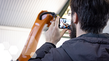 KUKA-Robot-X szakmai tal&aacute;lkoz&oacute;
